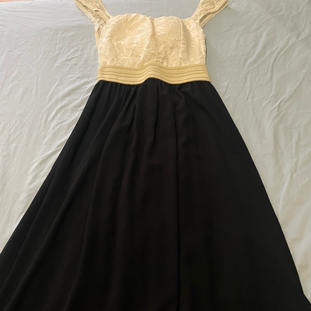 Long beautiful maxi dress bought in Italy